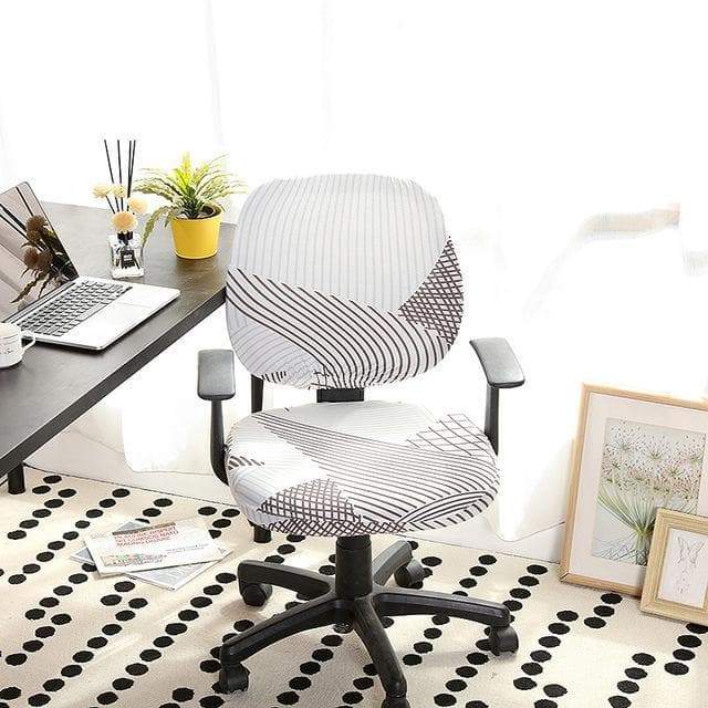 Scandinavian Triangle Kontorstolebetræk